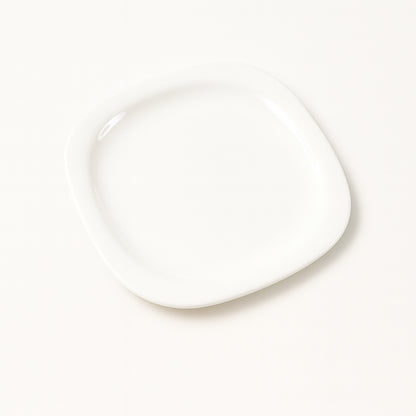 Plastic Square Dinner  Serving Plate  20 Cm (1 Pc)